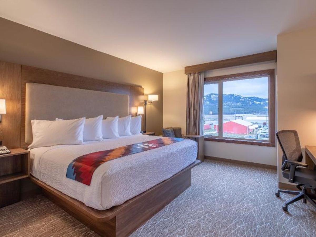 Standard King Room